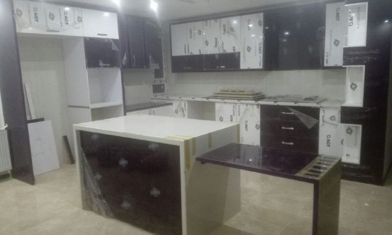 جزیره در کابینت آشپزخانه